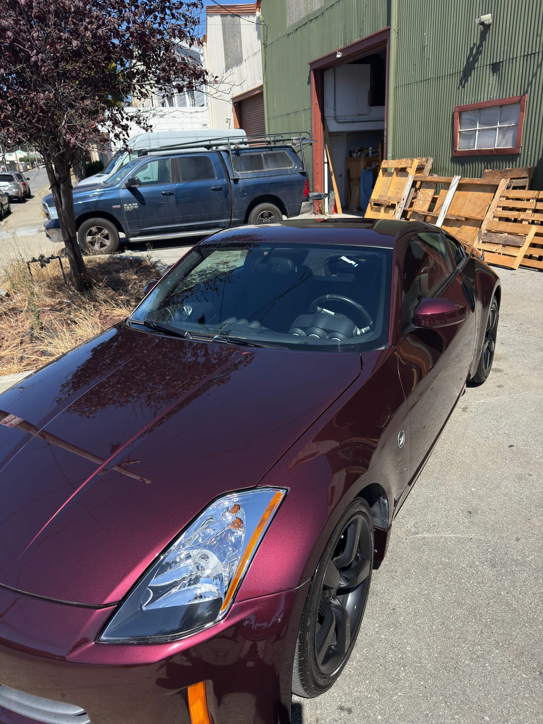 2005 Nissan 350Z — photo 2