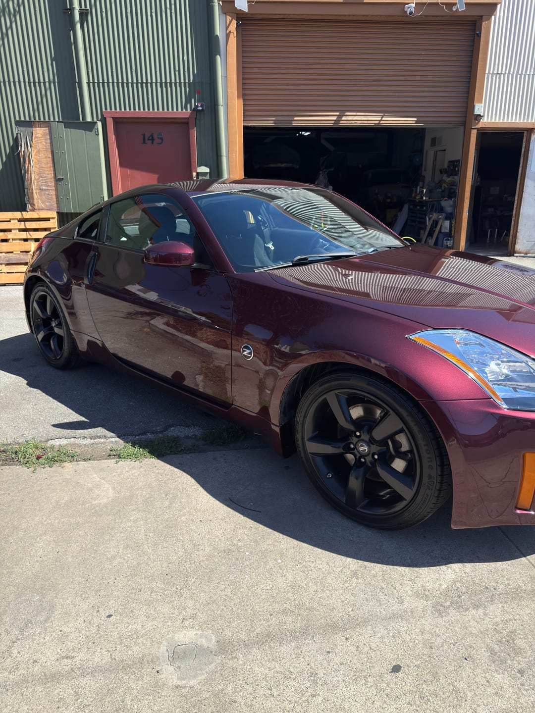 2005 Nissan 350Z — photo 4